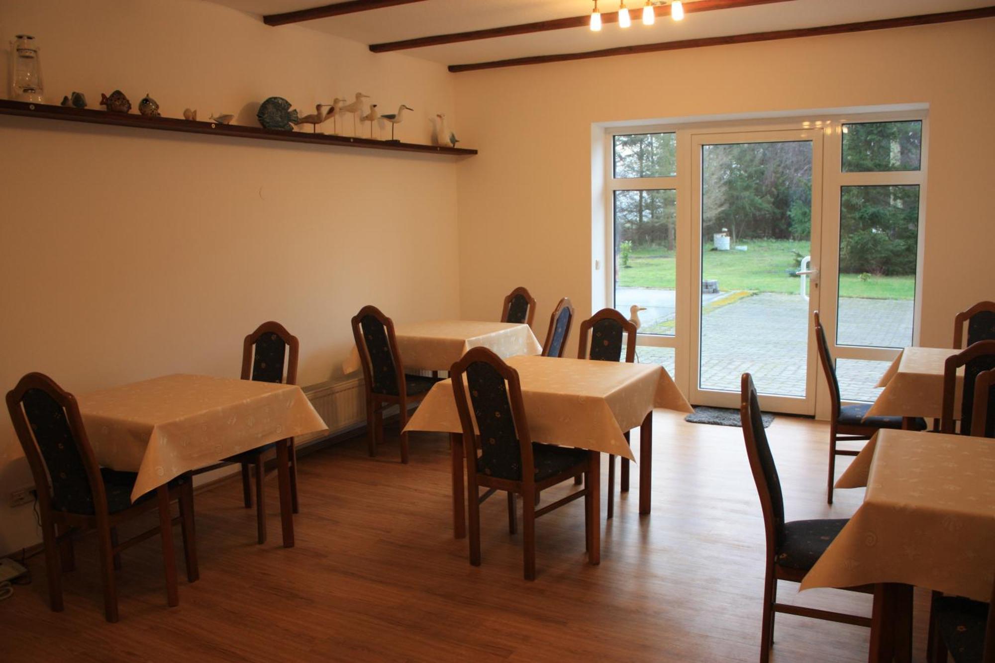 Pension Vorm Darss Hirschburg Extérieur photo