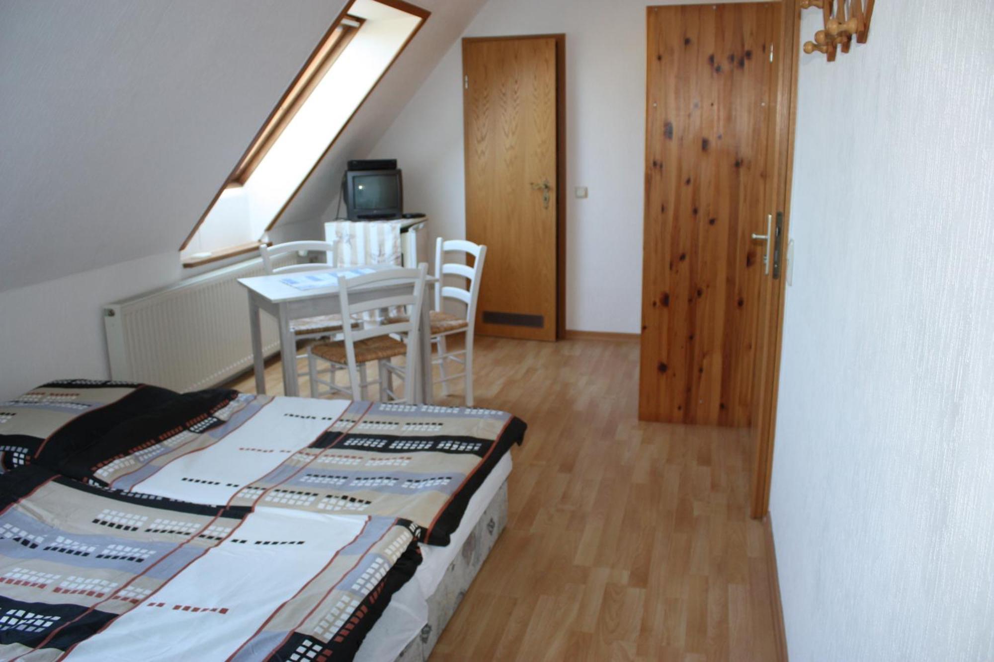 Pension Vorm Darss Hirschburg Extérieur photo